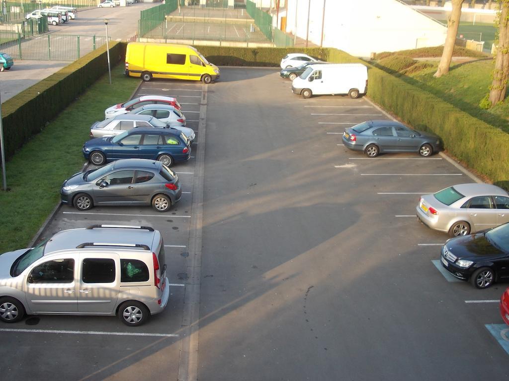 Ibis Budget Saint-Omer Centre Bagian luar foto