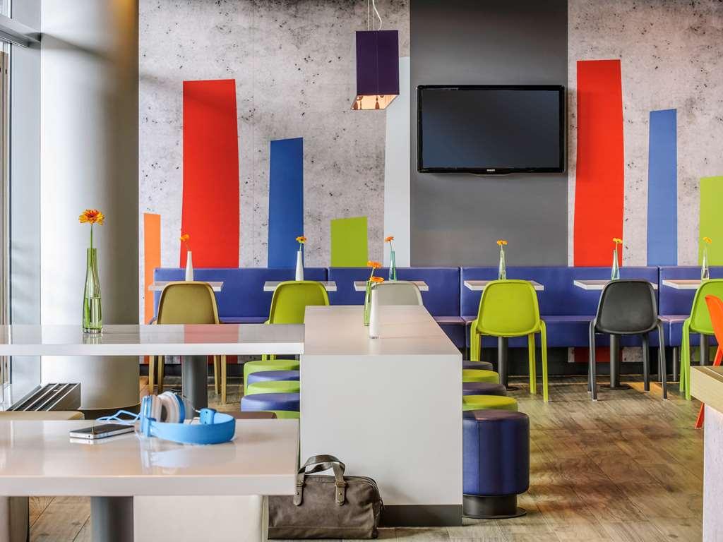 Ibis Budget Saint-Omer Centre Bagian luar foto